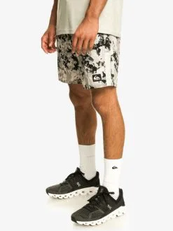 Quiksilver Omni 17" Training Shorts -Surf Soldes eqyws03836 quiksilverw sfv6 frt2